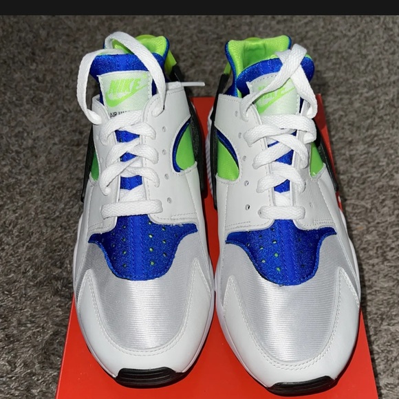 NWT Nike Huarache ‘Scream Green’ - Picture 3 of 5
